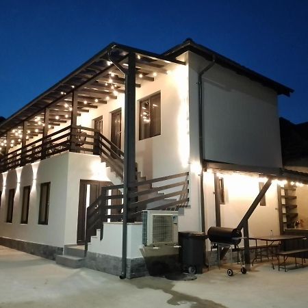 Urbanist Guest House Calimanesti Exterior photo