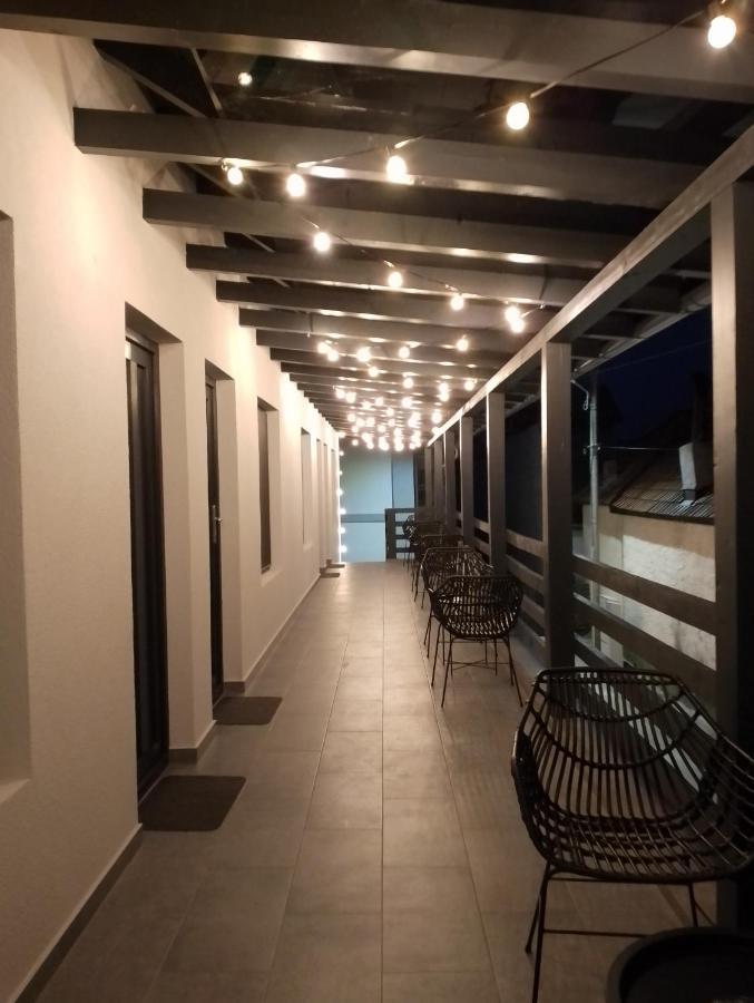 Urbanist Guest House Calimanesti Exterior photo