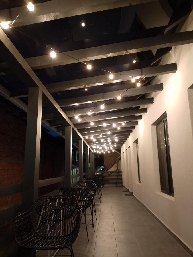 Urbanist Guest House Calimanesti Exterior photo